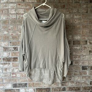 Bella France, Made in Italy. Boho lagenlook shirt with embroidery on Silk